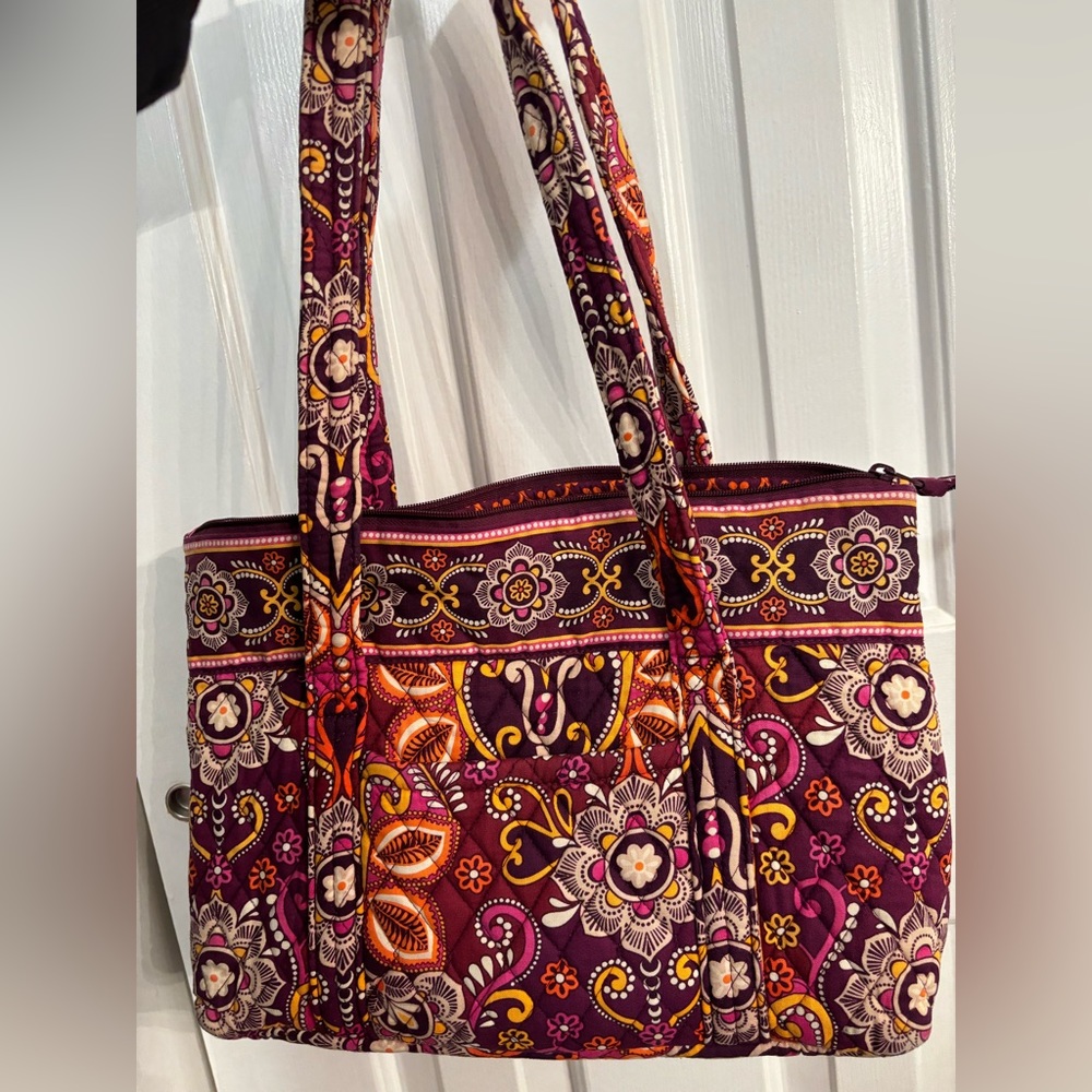 Vera Bradley Tote style handbag